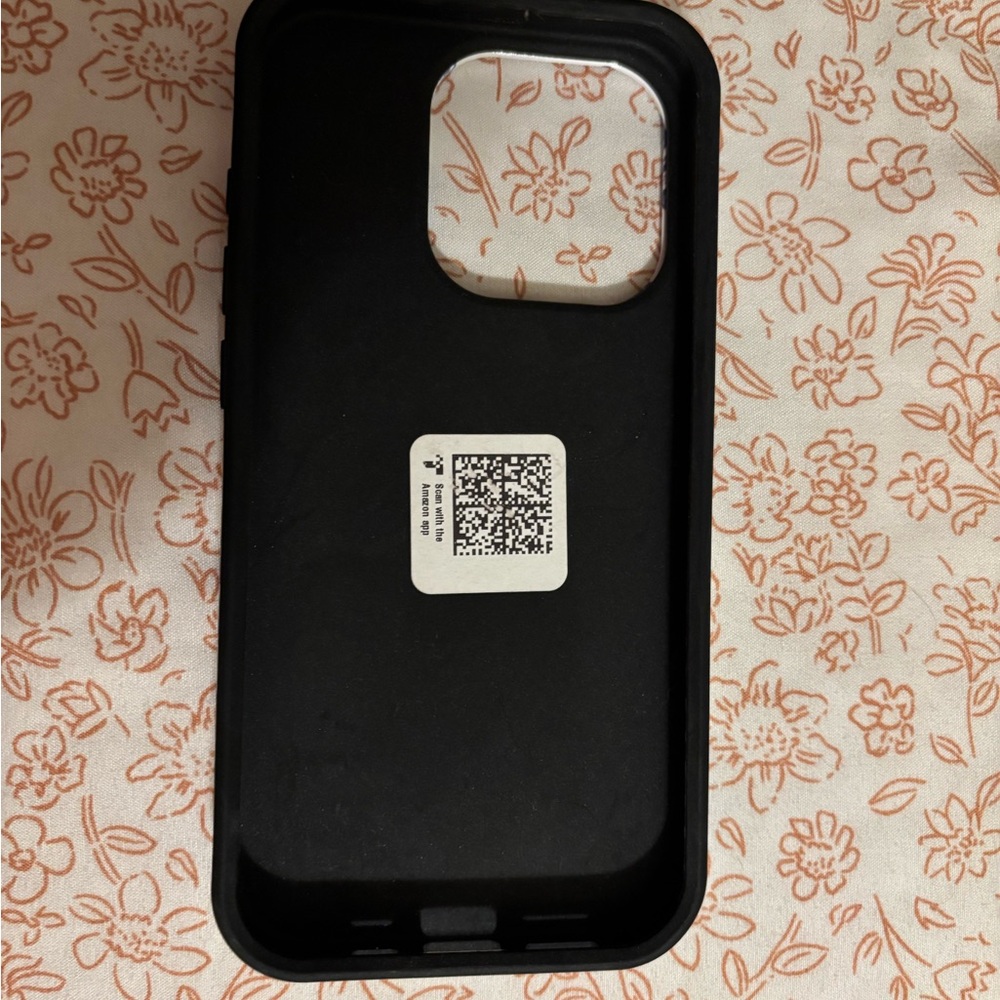 Seashell Pattern iPhone 15 pro Case - Picture 2 of 3